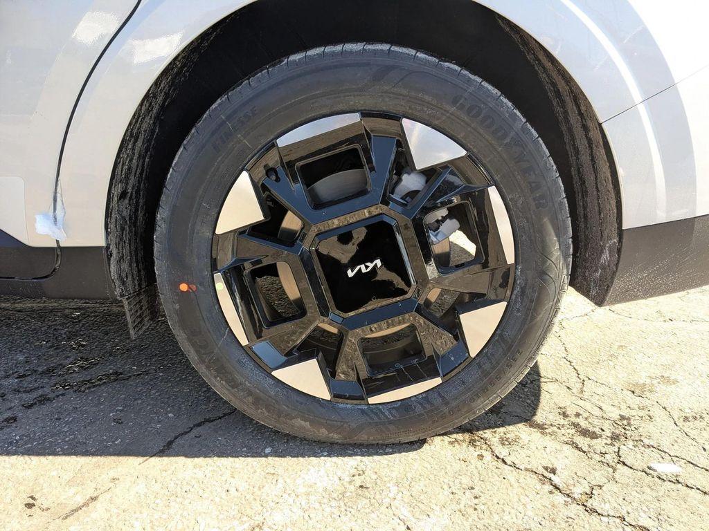 new 2026 Kia Carnival car, priced at $42,381