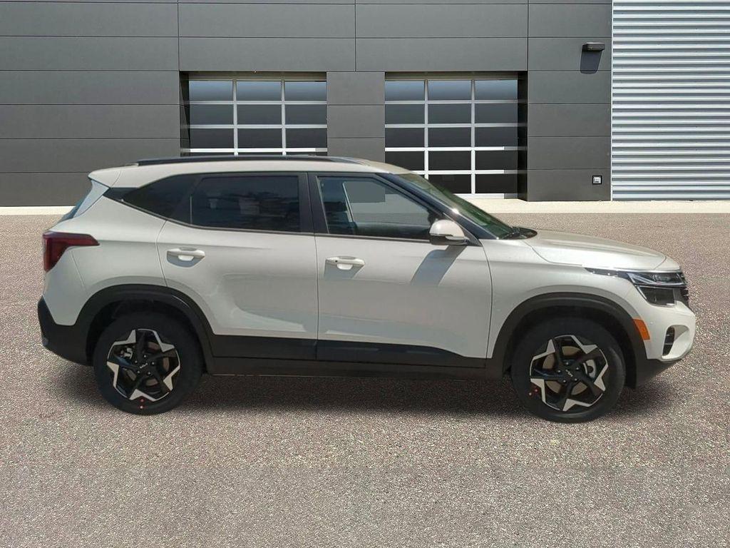new 2026 Kia Seltos car, priced at $29,213