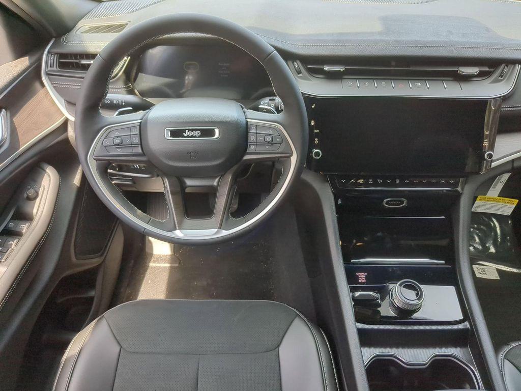 new 2026 Jeep Grand Cherokee car, priced at $45,365