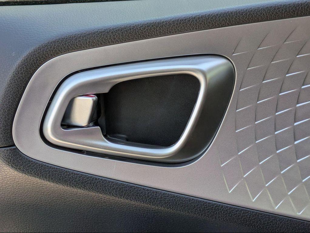 new 2025 Kia Soul car, priced at $20,660