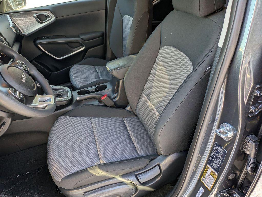 new 2025 Kia Soul car, priced at $20,660