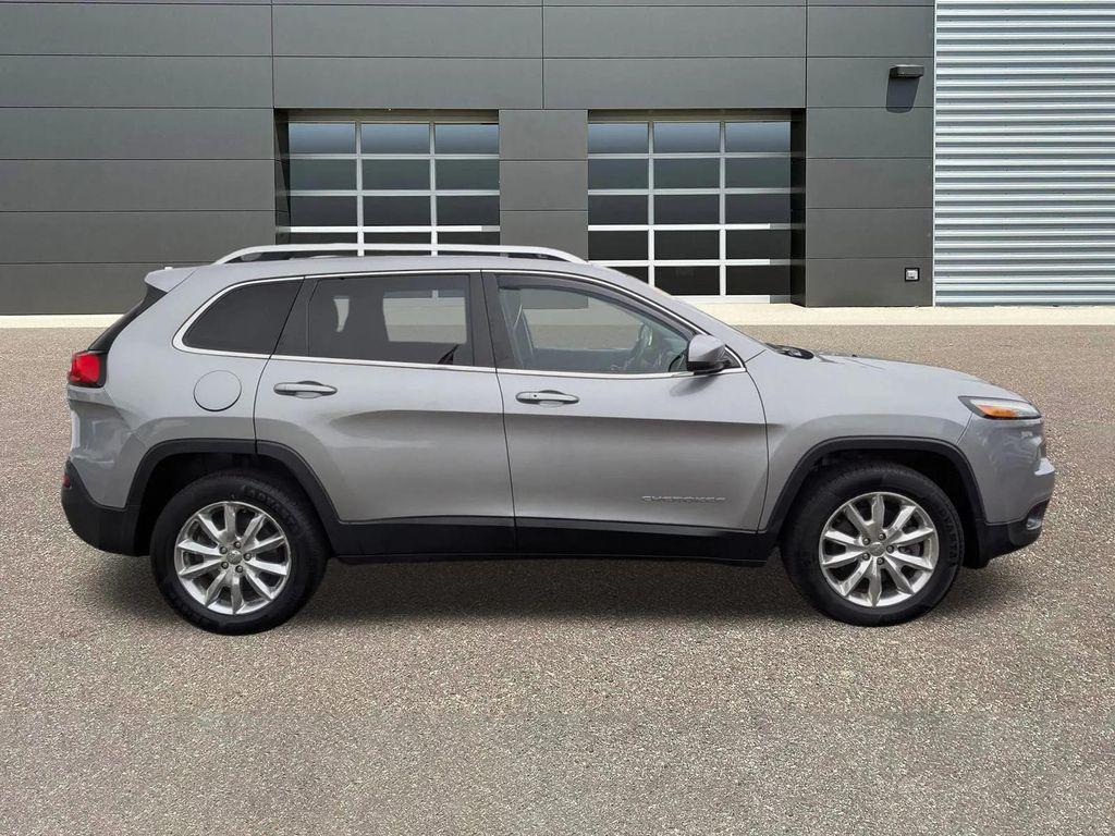 used 2015 Jeep Cherokee car, priced at $11,999