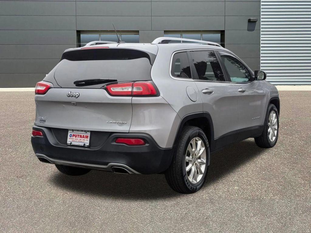used 2015 Jeep Cherokee car, priced at $11,999
