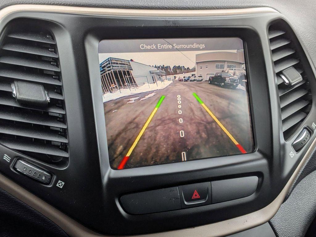 used 2015 Jeep Cherokee car, priced at $11,999