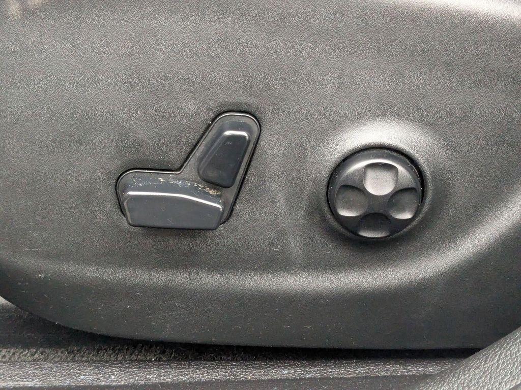 used 2015 Jeep Cherokee car, priced at $11,999