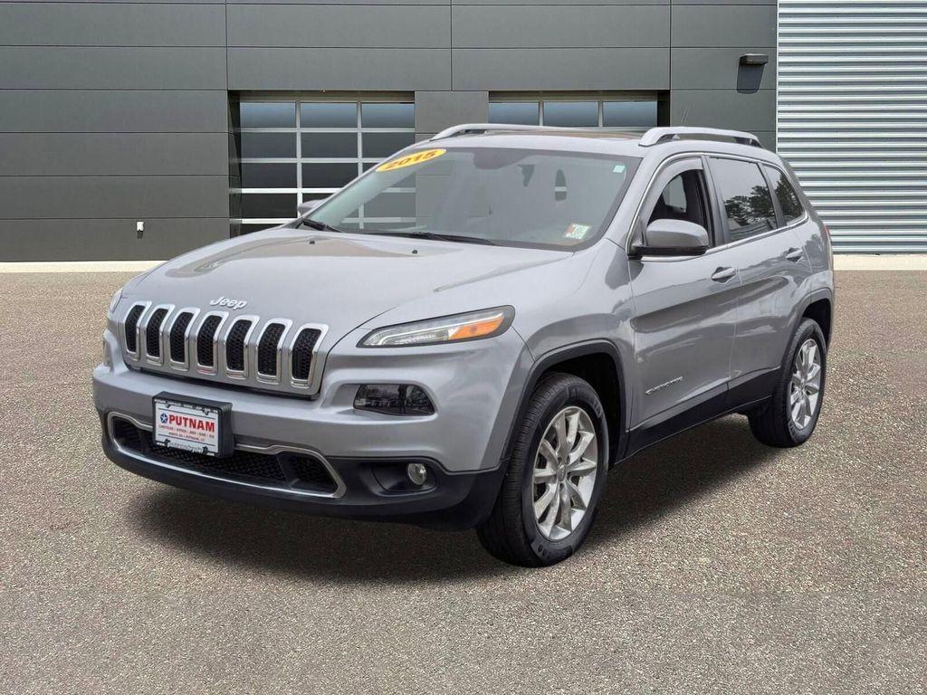 used 2015 Jeep Cherokee car, priced at $11,999