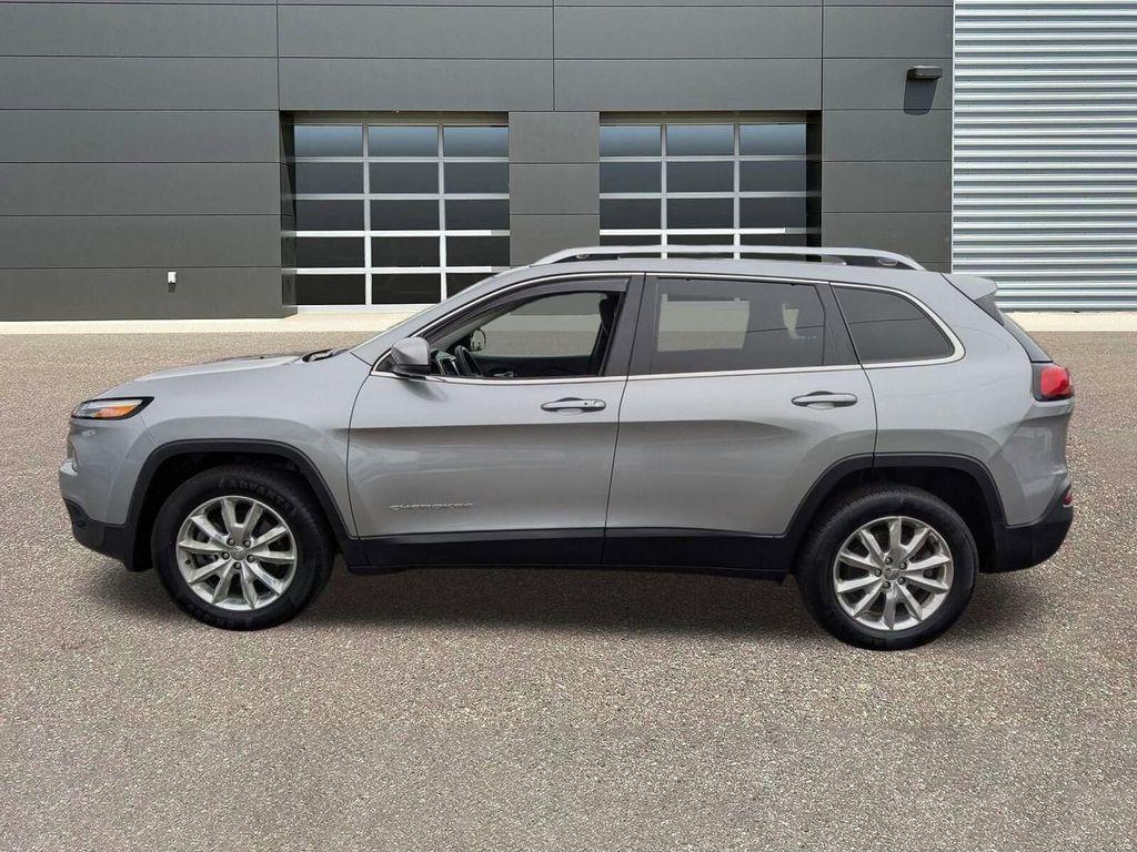used 2015 Jeep Cherokee car, priced at $11,999