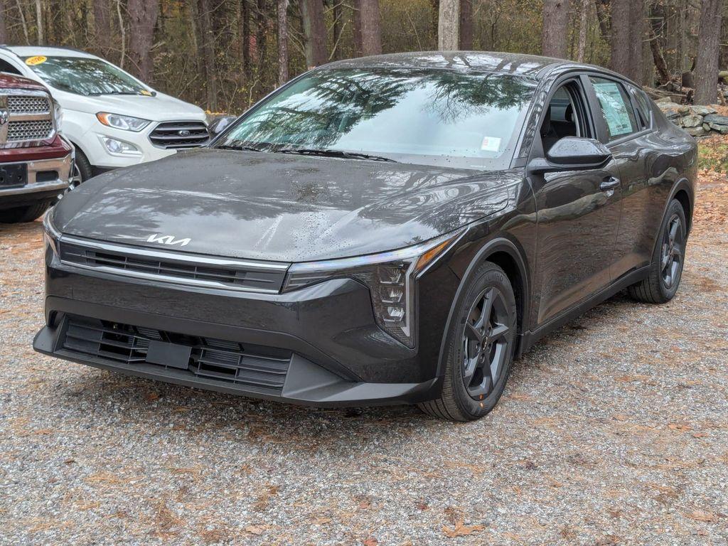 new 2025 Kia K4 car, priced at $24,096