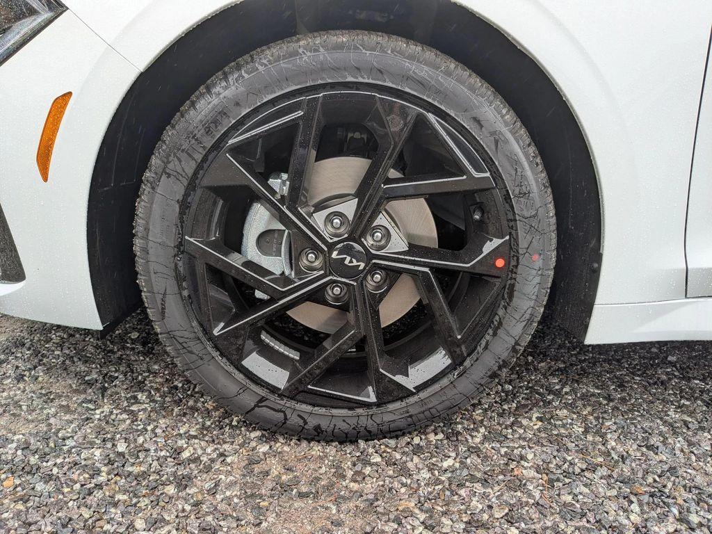 new 2026 Kia K5 car, priced at $33,592