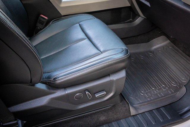 2018 White Platinum Clearcoat Metallic Ford F-150
