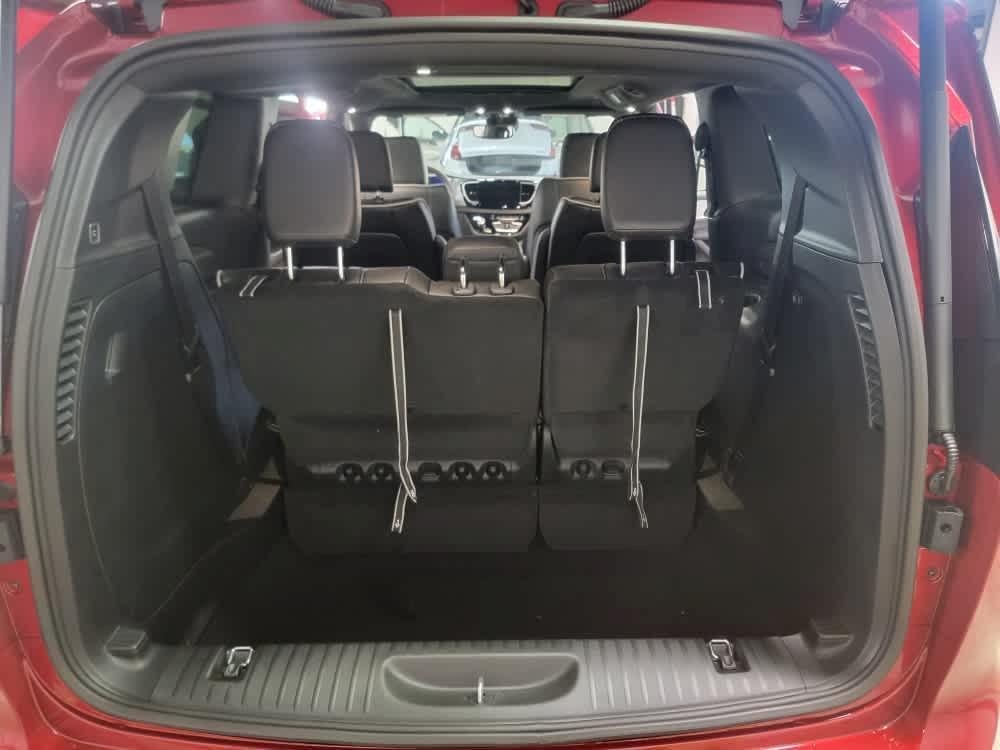 new 2026 Chrysler Pacifica car, priced at $57,740
