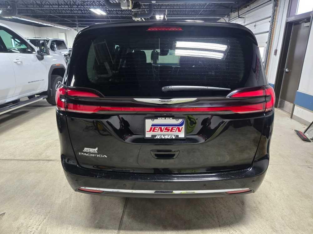 used 2024 Chrysler Pacifica car, priced at $28,995