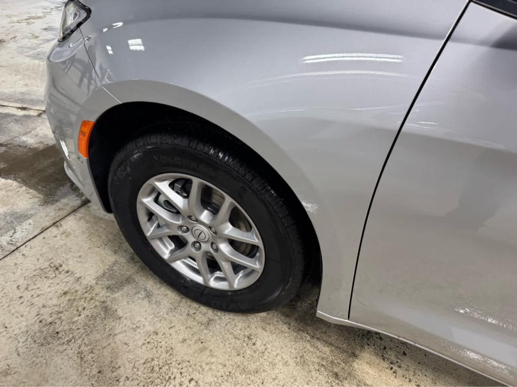new 2026 Chrysler Pacifica car, priced at $47,640