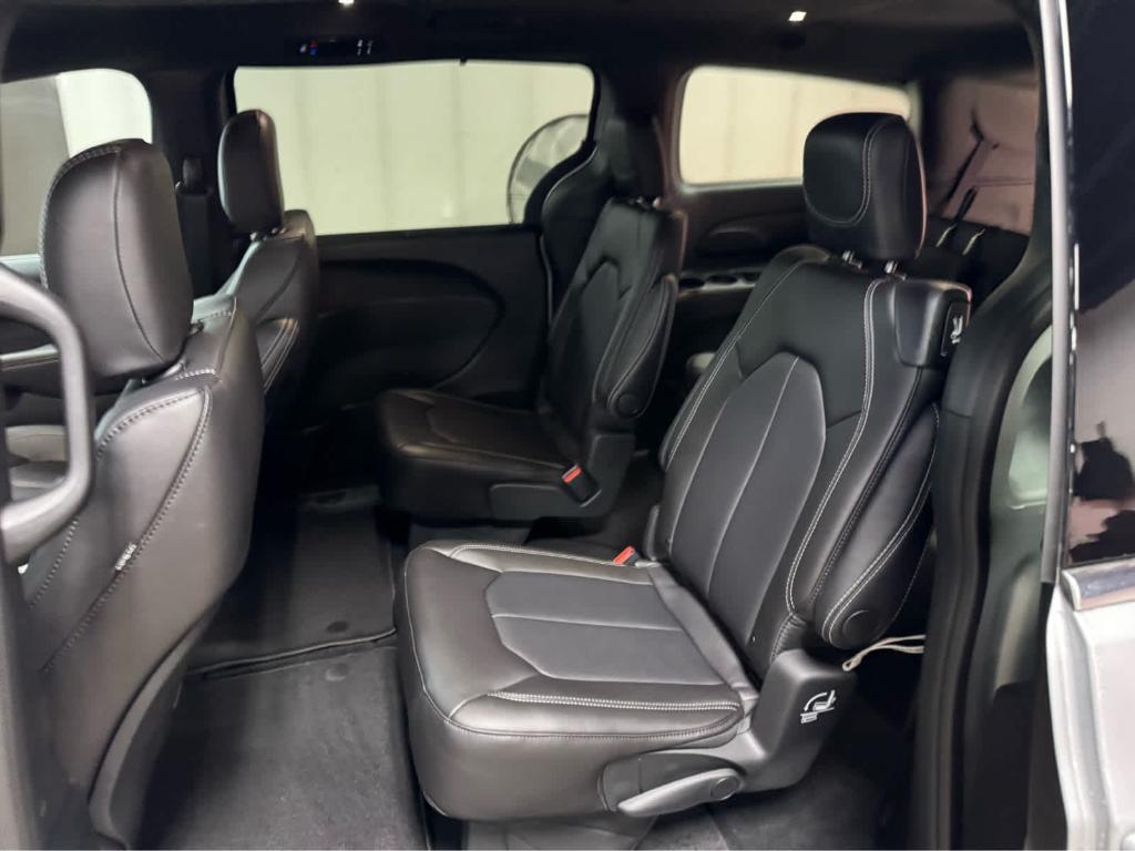 new 2026 Chrysler Pacifica car, priced at $47,640