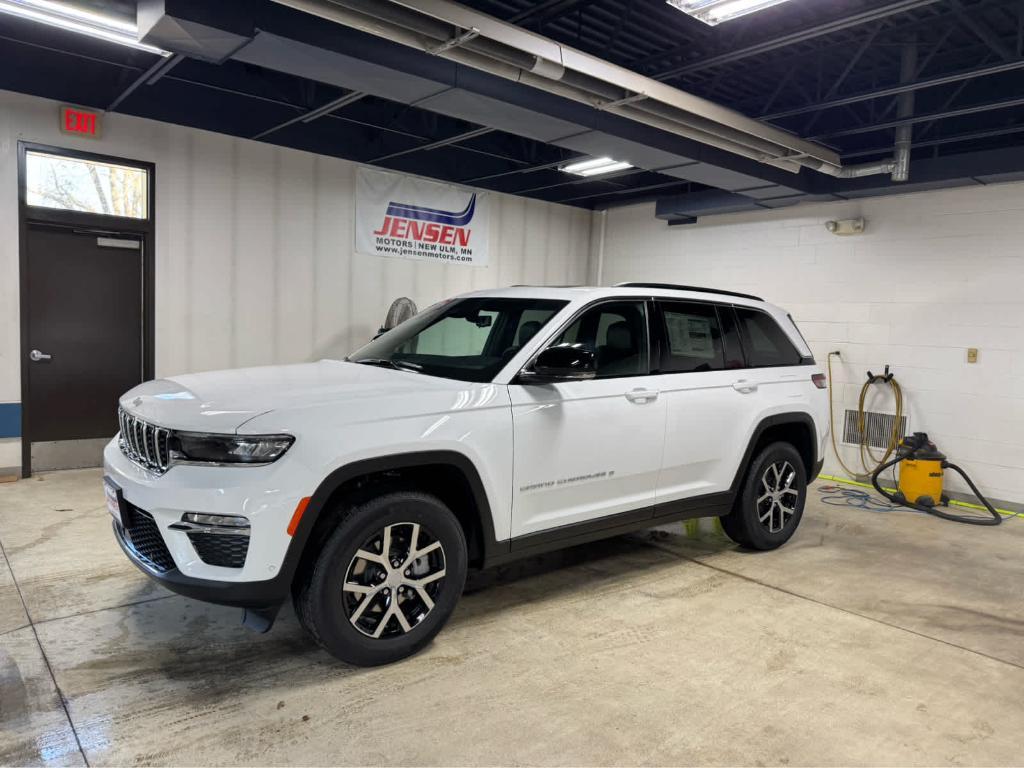 new 2025 Jeep Grand Cherokee car, priced at $53,335