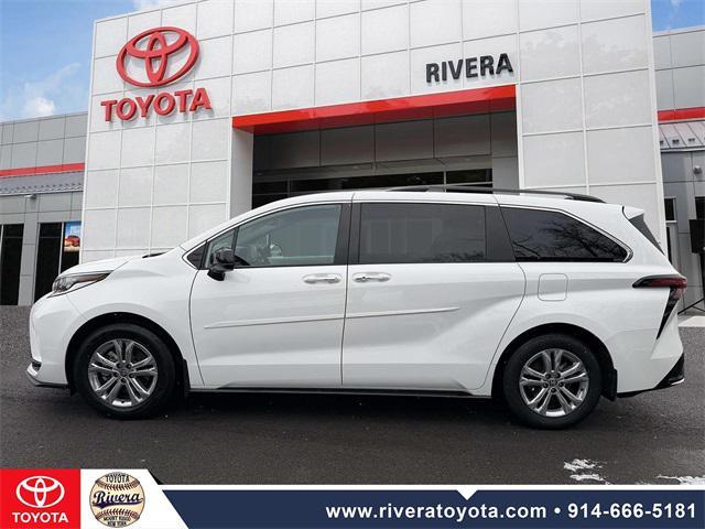 used 2023 Toyota Sienna car, priced at $43,595