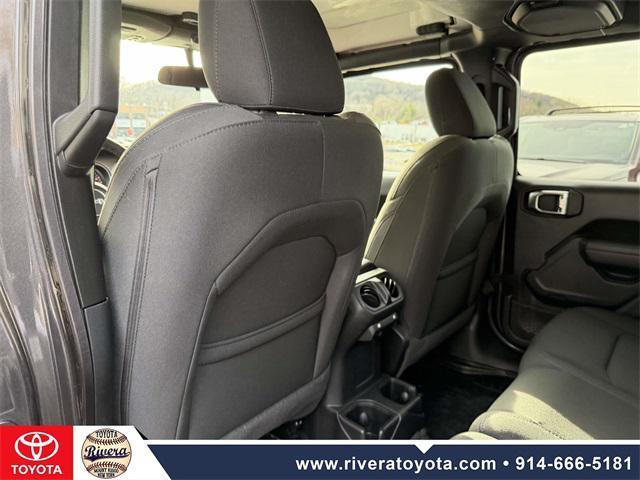 used 2022 Jeep Wrangler Unlimited car, priced at $25,995