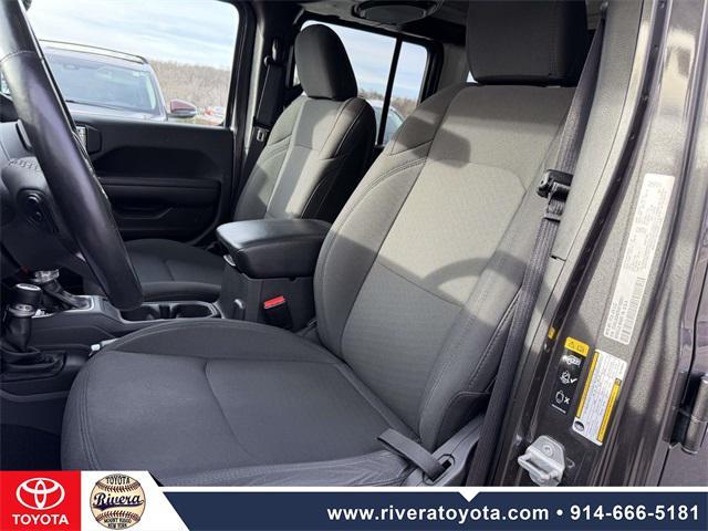 used 2022 Jeep Wrangler Unlimited car, priced at $25,995