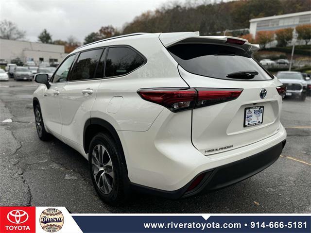 used 2020 Toyota Highlander Hybrid car
