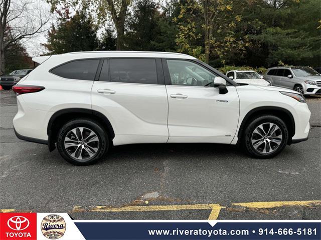 used 2020 Toyota Highlander Hybrid car