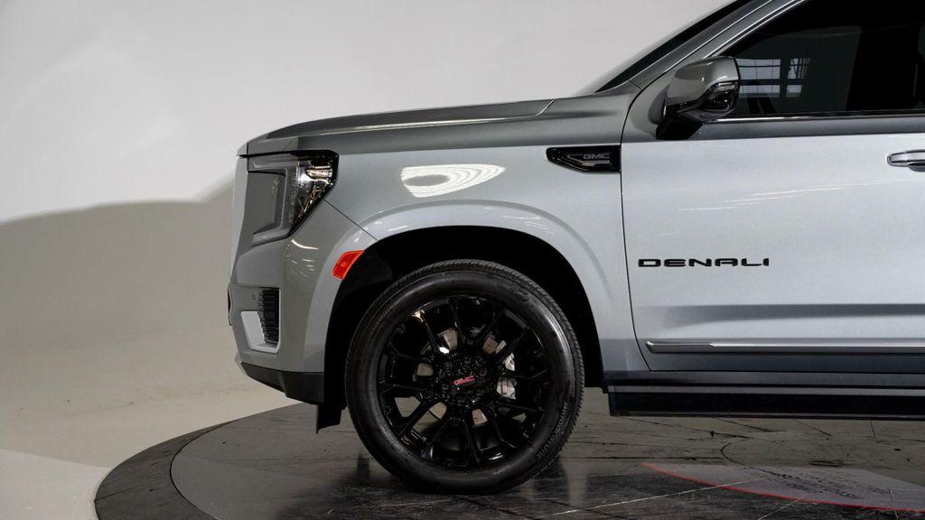 used 2024 GMC Yukon car, priced at $69,981