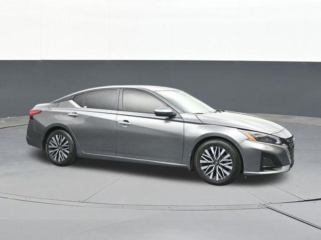 used 2023 Nissan Altima car, priced at $18,414