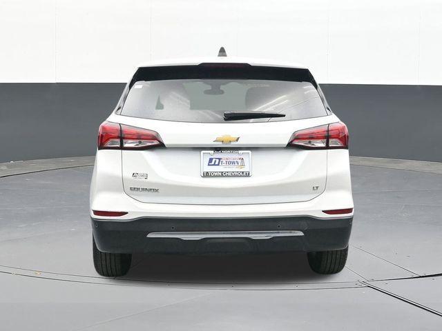 used 2023 Chevrolet Equinox car, priced at $21,400