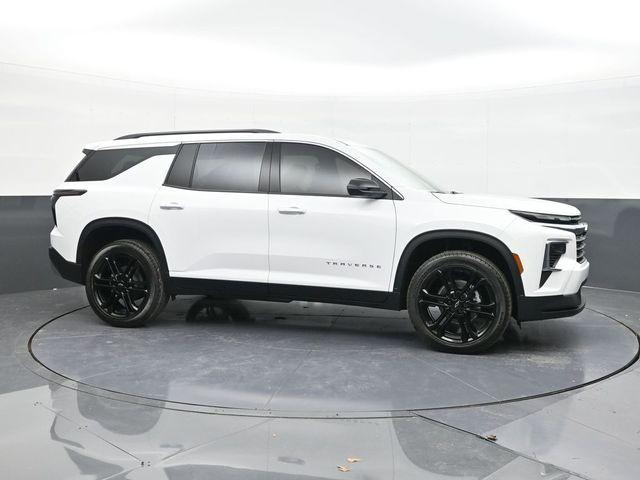 new 2026 Chevrolet Traverse car, priced at $46,104