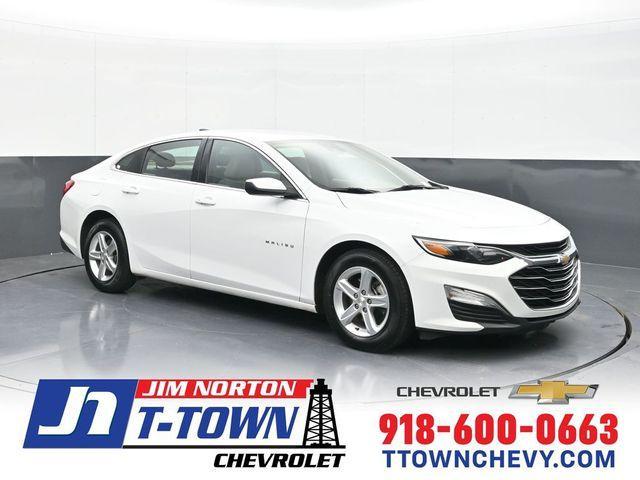 used 2020 Chevrolet Malibu car, priced at $14,900