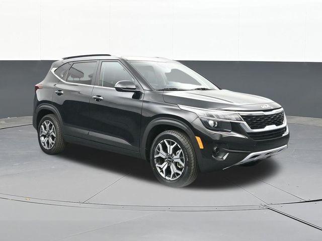 used 2023 Kia Seltos car, priced at $21,150