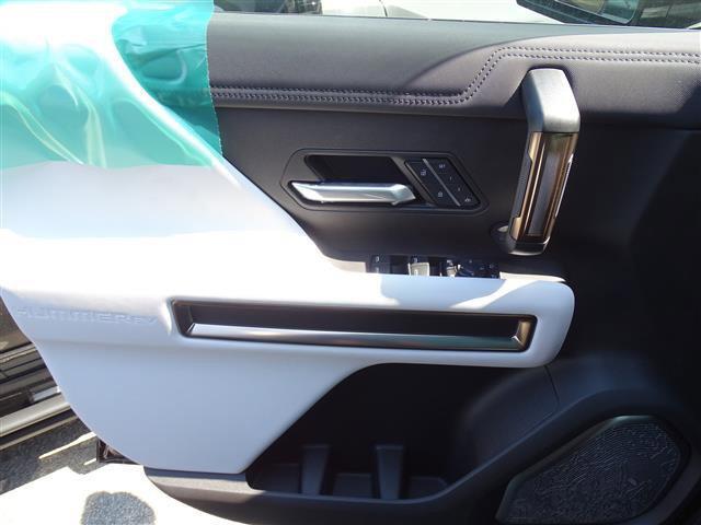 new 2025 GMC HUMMER EV Pickup car, priced at $104,980