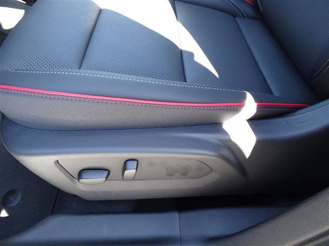 used 2022 Buick Envision car, priced at $31,916