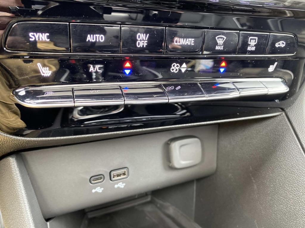 new 2026 Buick Encore GX car, priced at $39,740