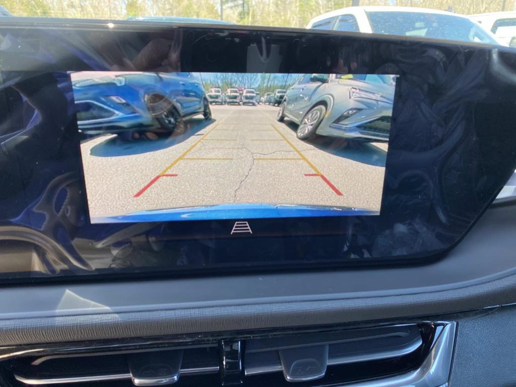 new 2026 Buick Envista car, priced at $33,280