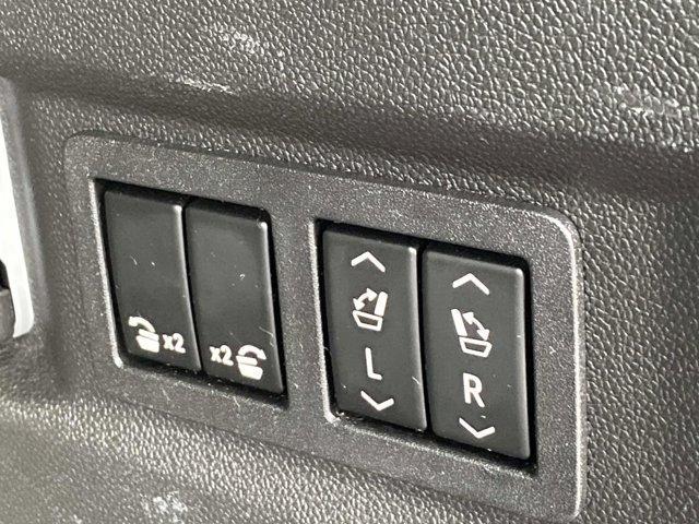 used 2022 GMC Yukon car, priced at $48,995