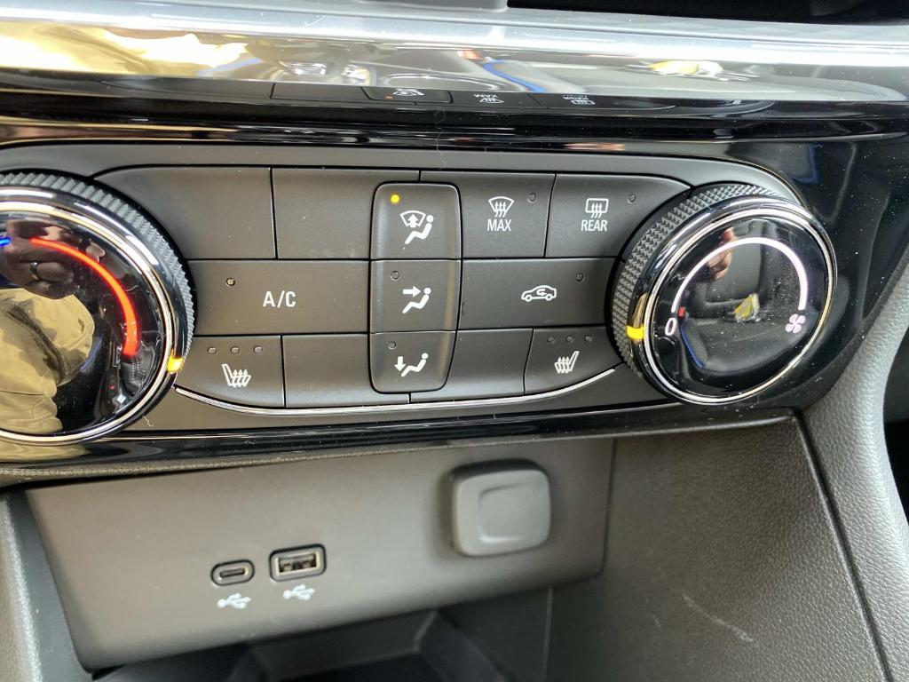 new 2026 Buick Encore GX car, priced at $32,650