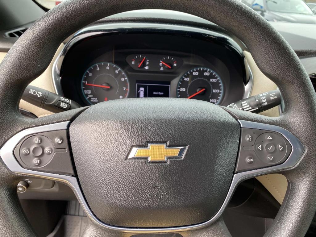 used 2024 Chevrolet Traverse Limited car, priced at $31,995