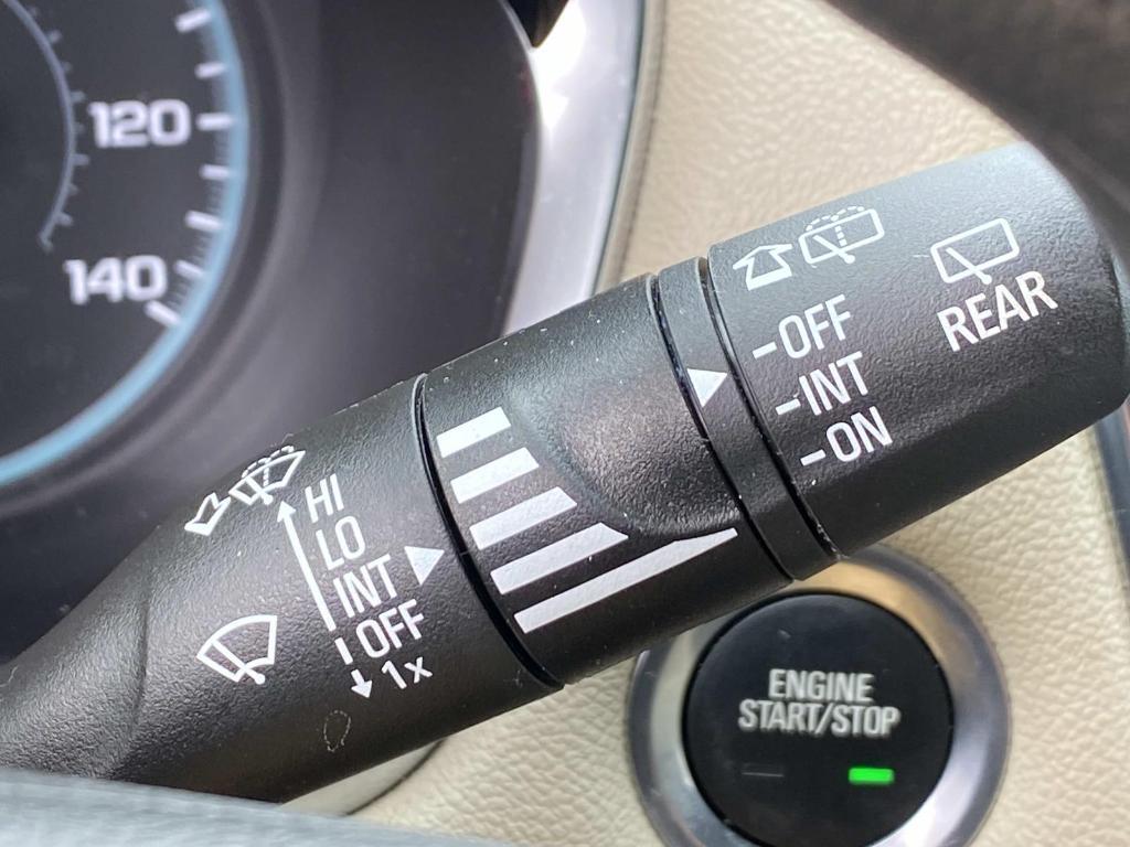 used 2024 Chevrolet Traverse Limited car, priced at $31,995