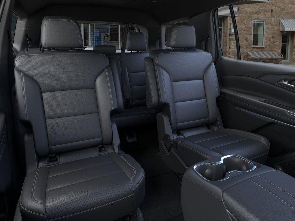 new 2026 Chevrolet Traverse car, priced at $47,305