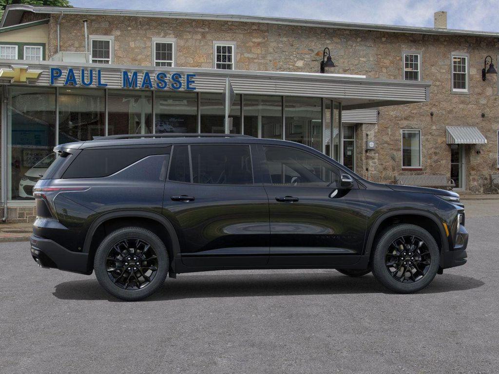 new 2026 Chevrolet Traverse car, priced at $47,305