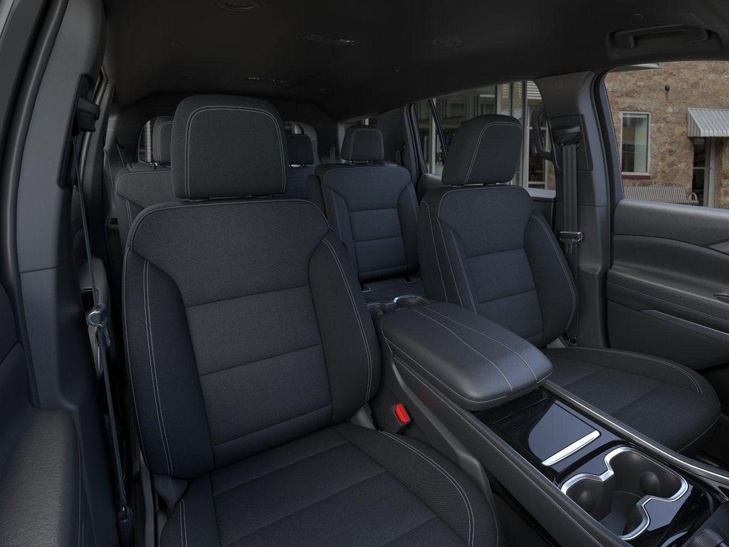 new 2026 Chevrolet Traverse car, priced at $44,404