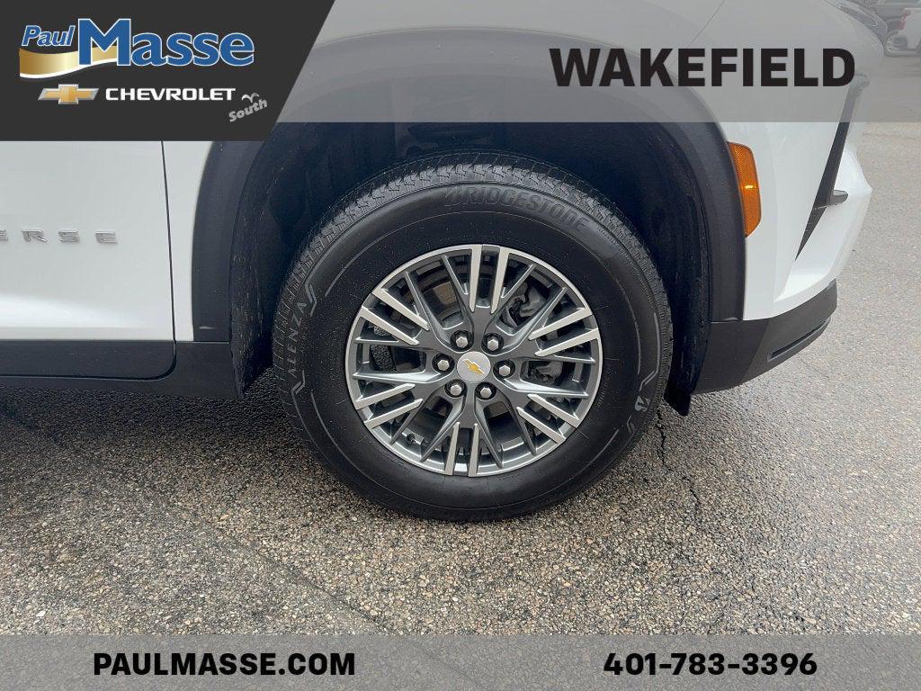 used 2024 Chevrolet Traverse car, priced at $34,387