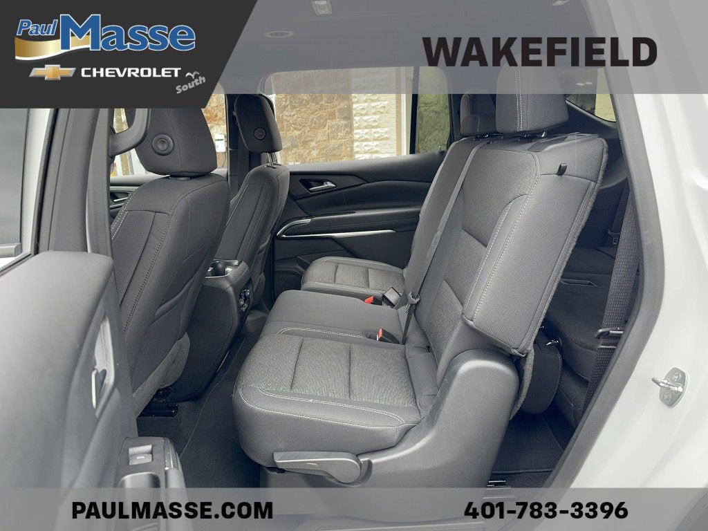 used 2024 Chevrolet Traverse car, priced at $34,387