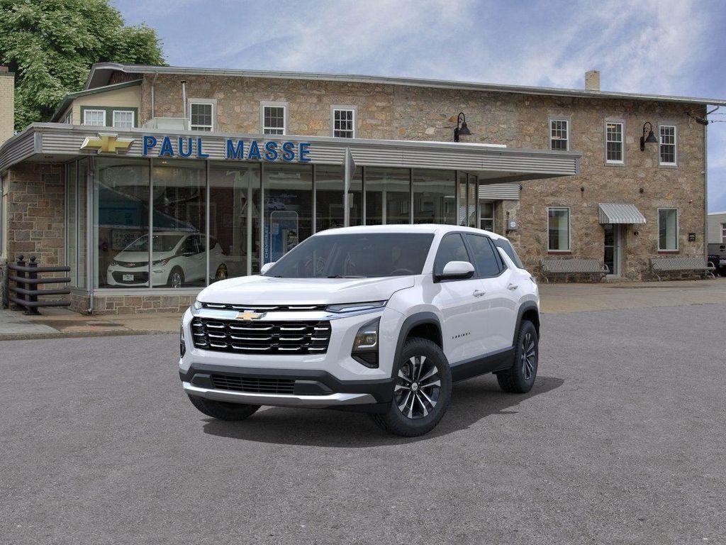 new 2026 Chevrolet Equinox car, priced at $31,810