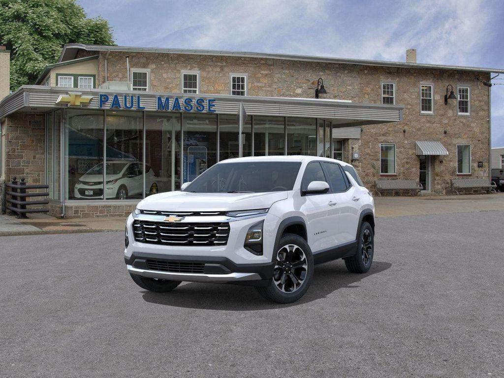 new 2026 Chevrolet Equinox car, priced at $31,095