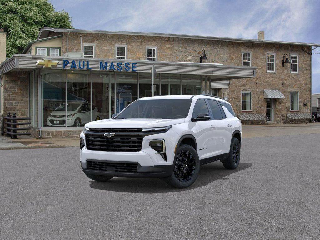 new 2026 Chevrolet Traverse car, priced at $47,805