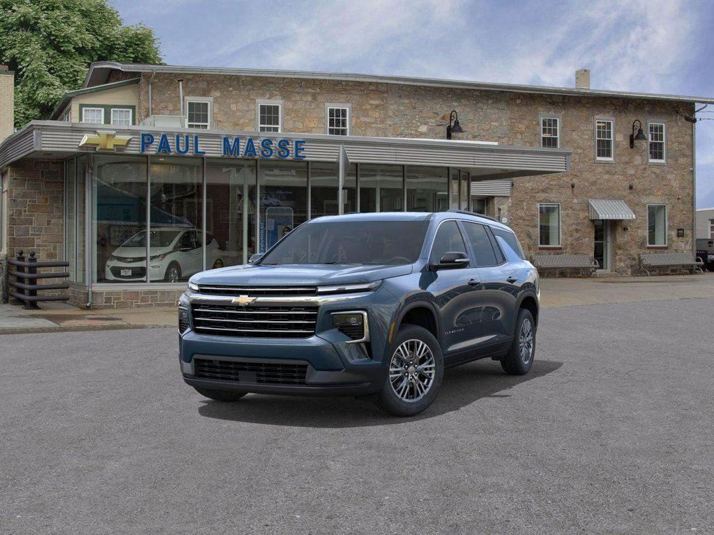 new 2026 Chevrolet Traverse car, priced at $44,020