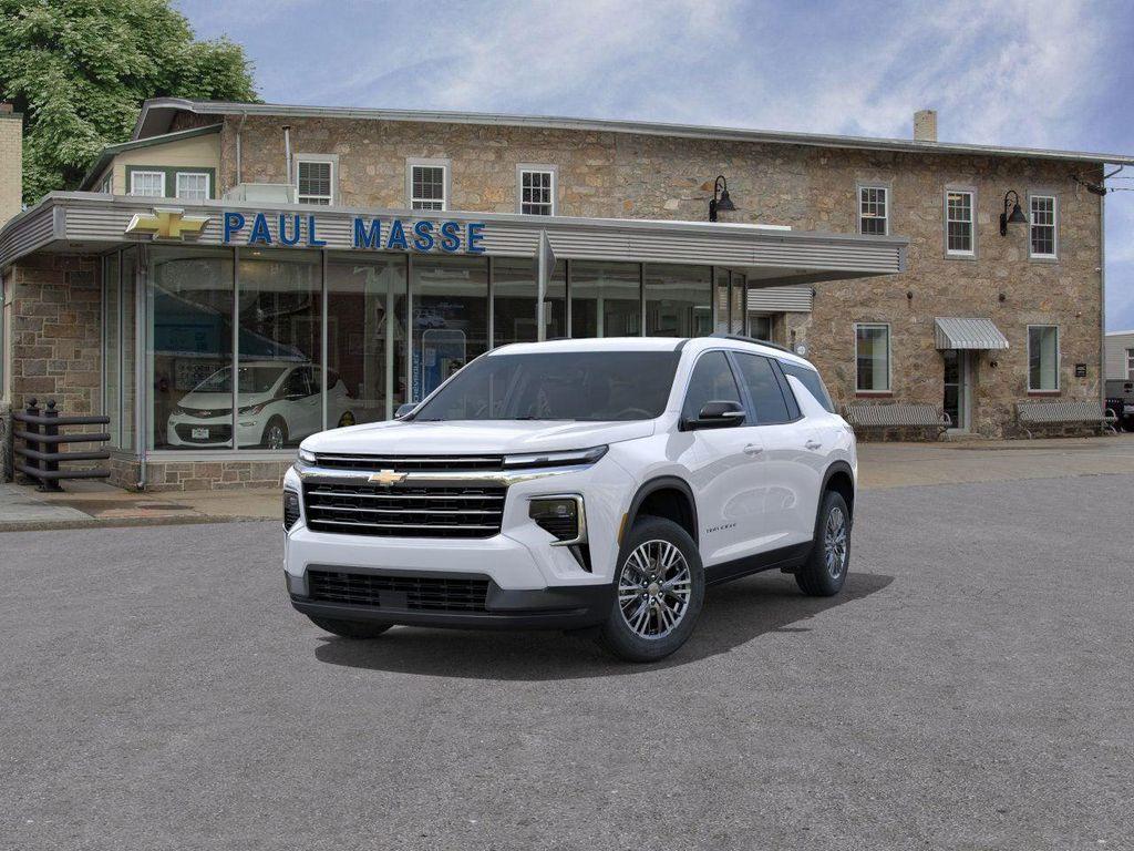 new 2026 Chevrolet Traverse car, priced at $44,020