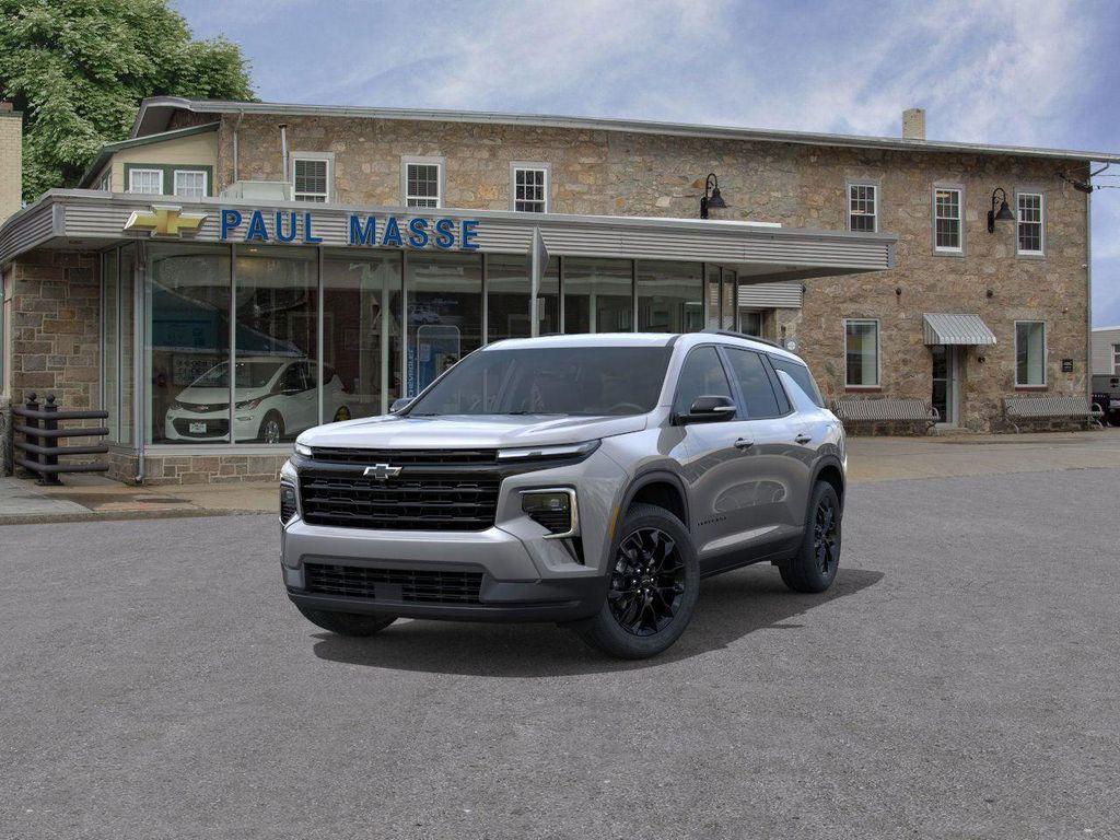 new 2026 Chevrolet Traverse car, priced at $47,704