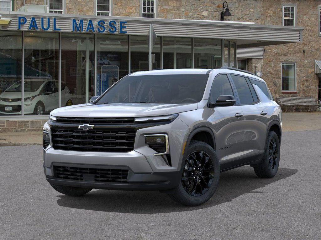 new 2026 Chevrolet Traverse car, priced at $47,704